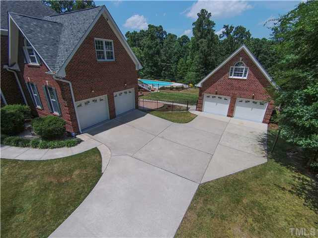 3909 Phlox Road Raleigh, NC 27616 - Photo 23 of 25 Parking Lot/Garage