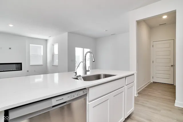 $2,800 | 411 West Michigan Street, Fortville, IN 46040