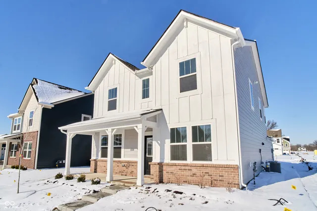 $2,800 | 411 West Michigan Street, Fortville, IN 46040