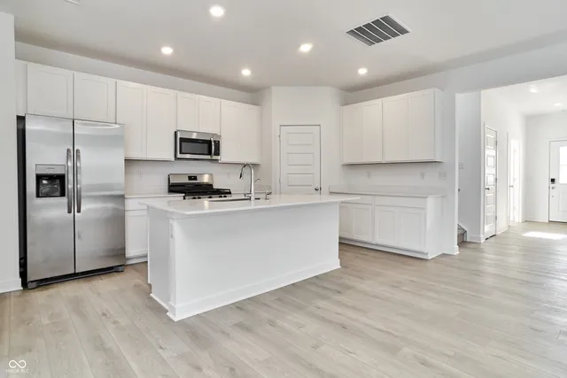 $2,800 | 411 West Michigan Street, Fortville, IN 46040