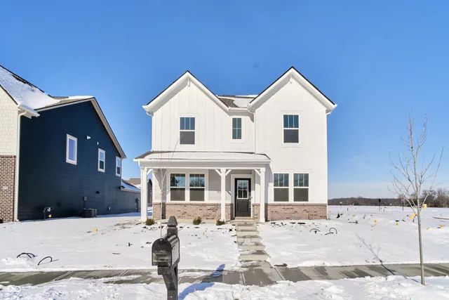 $2,800 | 411 West Michigan Street, Fortville, IN 46040