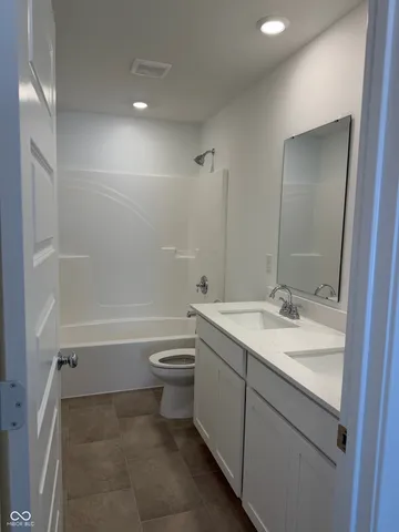 $2,800 | 411 West Michigan Street, Fortville, IN 46040