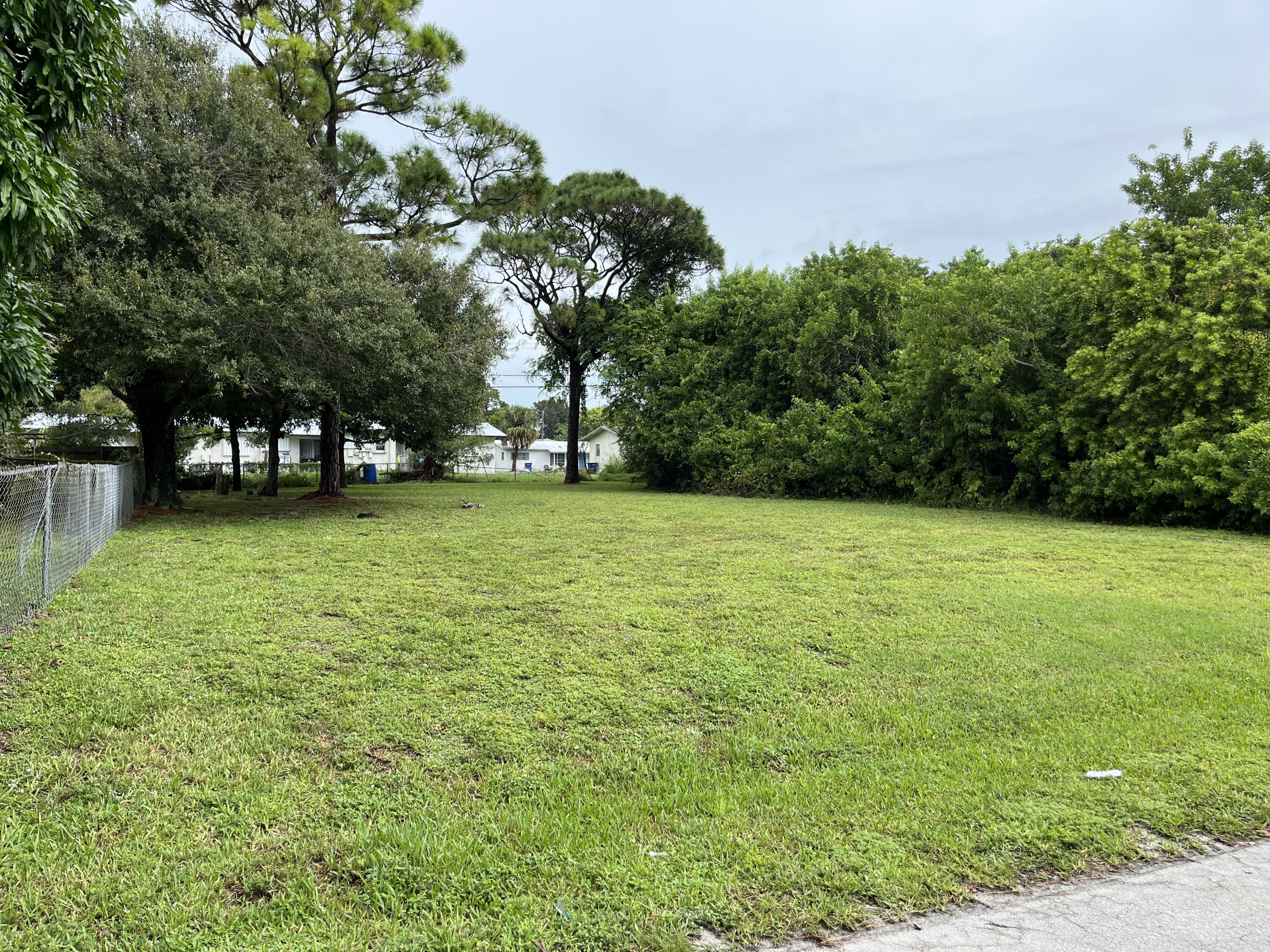 910 Skylark Drive Fort Pierce, FL 34982 - Photo 2 of 4 IMG_1079