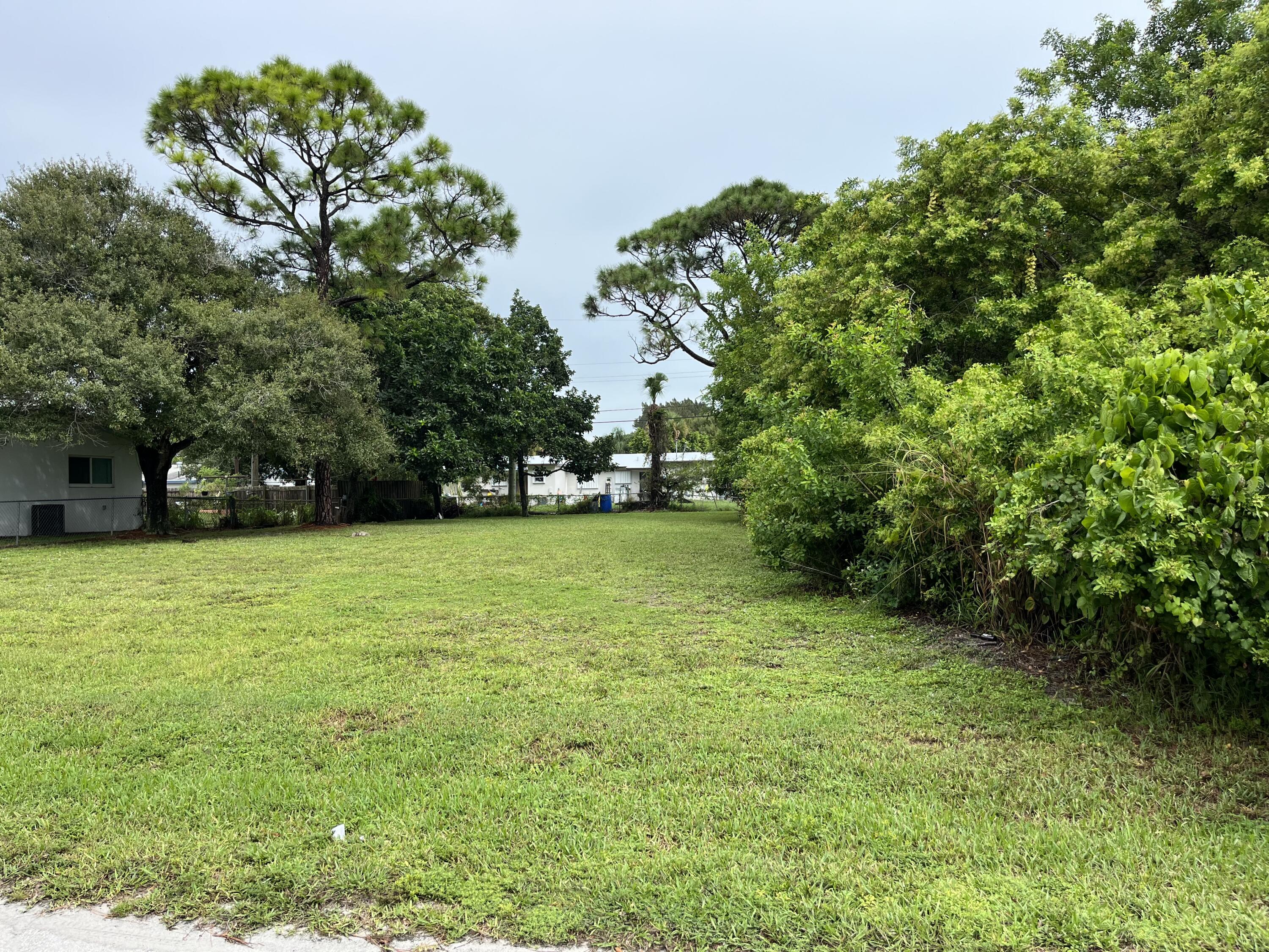 910 Skylark Drive Fort Pierce, FL 34982 - Photo 3 of 4 IMG_1078