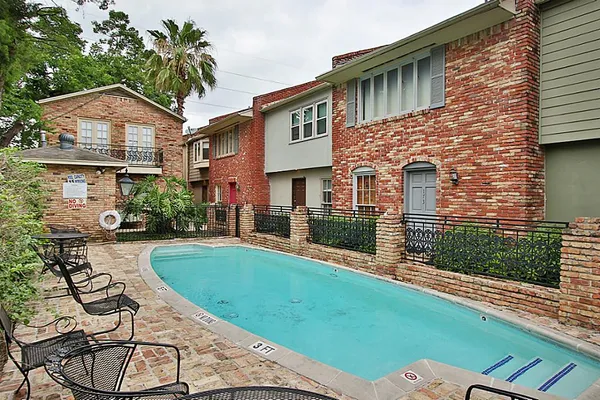 $1,150 | 1741 Commonwealth Street, Houston, TX 77006