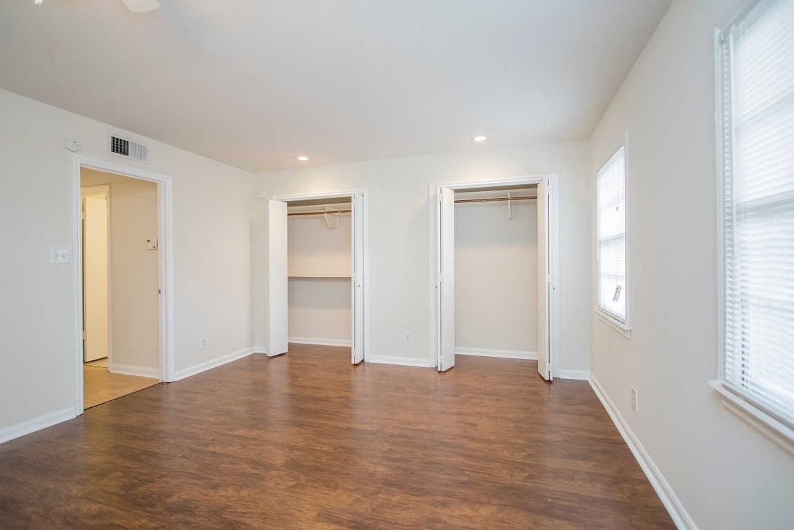 1741 Commonwealth Street Houston, TX 77006 - Photo 8 of 11