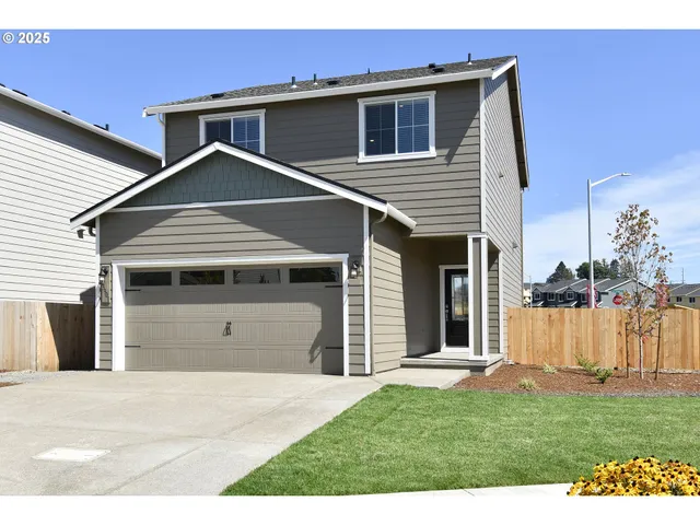 $499,900 | 3901 Southwest Duniway Lane, Gresham, OR 97080
