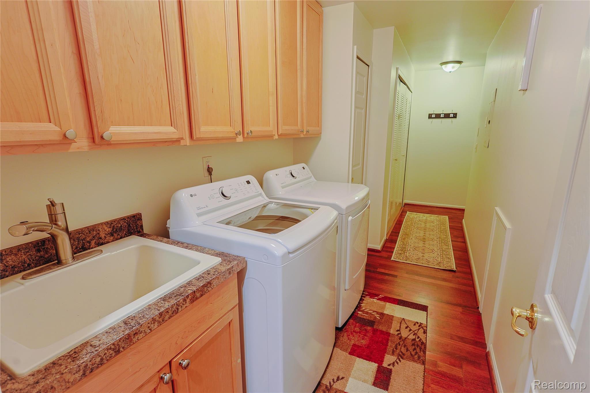 3581 Oakmonte Boulevard Rochester, MI 48306 - Photo 21 of 34