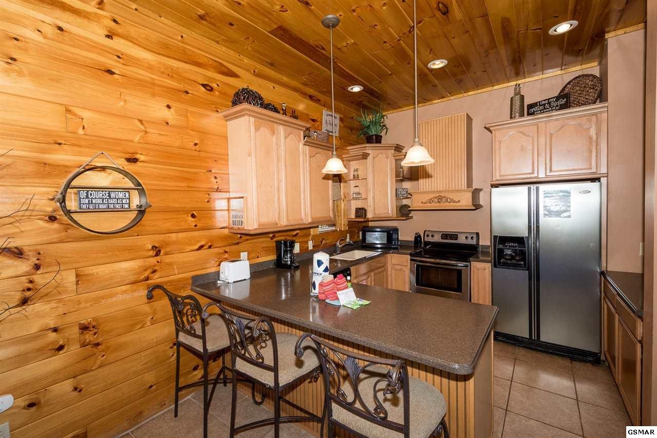 4729 Riversong Way, Unit RIVERSONGRETREAT Sevierville, TN 37876 - Photo 13 of 28 Gallery Image 13