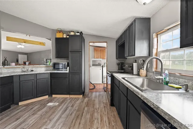 $224,800 | 1414 Deer Ridge Way Northeast, New Salisbury, IN 47161