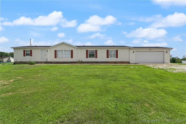 $224,800 | 1414 Deer Ridge Way Northeast, New Salisbury, IN 47161