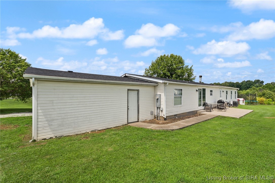 1414 Deer Ridge Way Northeast New Salisbury, IN 47161 - Photo 5 of 44