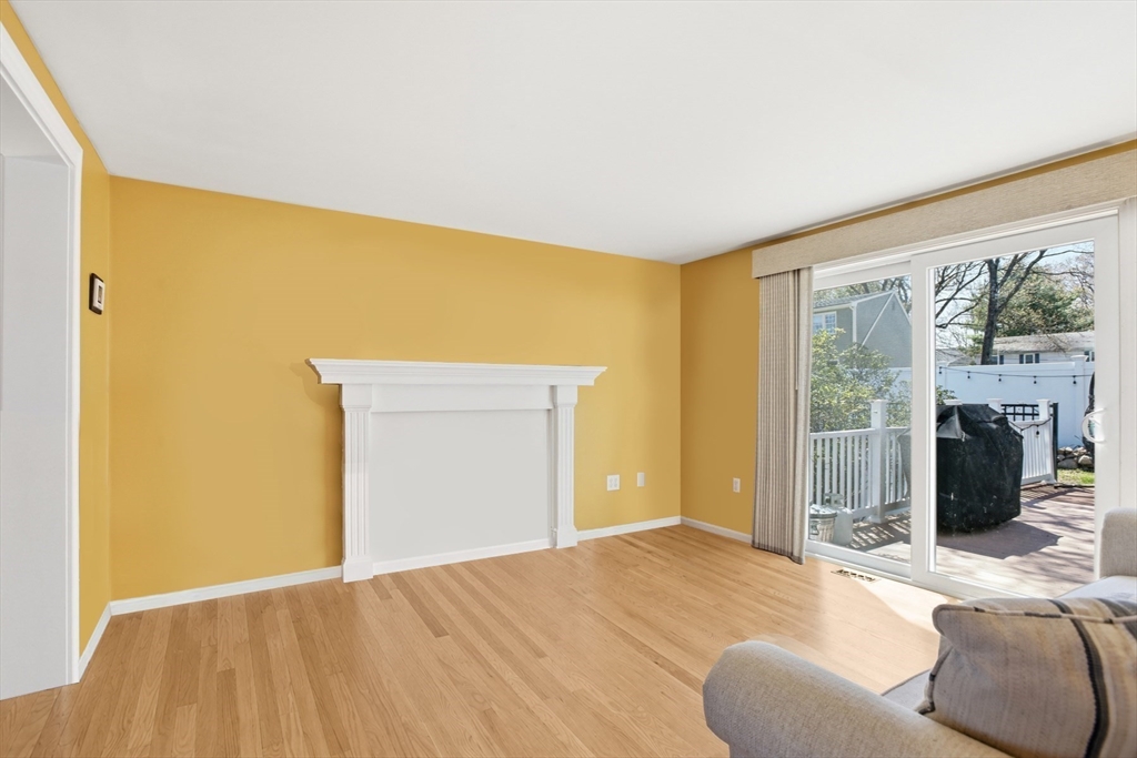 23 Bellmore Road Framingham, MA 01702 - Photo 13 of 37