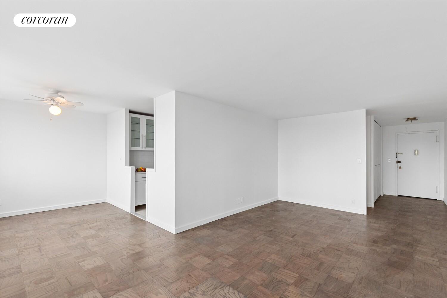 75 Henry Street, Unit 29H Brooklyn, NY 11201 - Photo 4 of 20 a view of an empty room