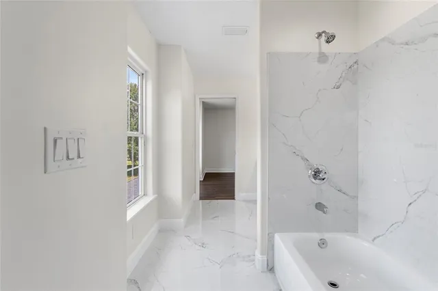 $3,995 | 40026 County Road 452, Leesburg, FL 34788