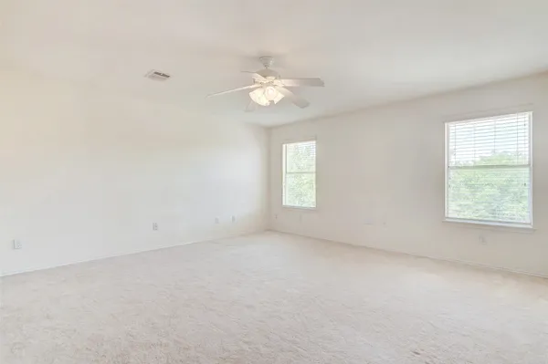 $2,300 | 1001 Clear Lake Lane, Leander, TX 78641