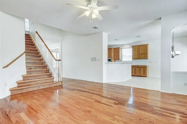 $2,300 | 1001 Clear Lake Lane, Leander, TX 78641