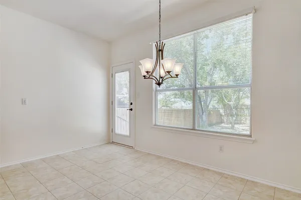 $2,300 | 1001 Clear Lake Lane, Leander, TX 78641