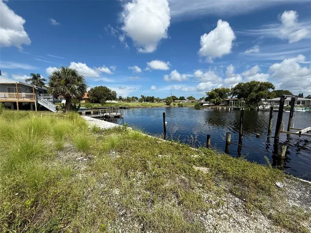 $129,900 | 5251 Boardwalk Street, Holiday, FL 34690