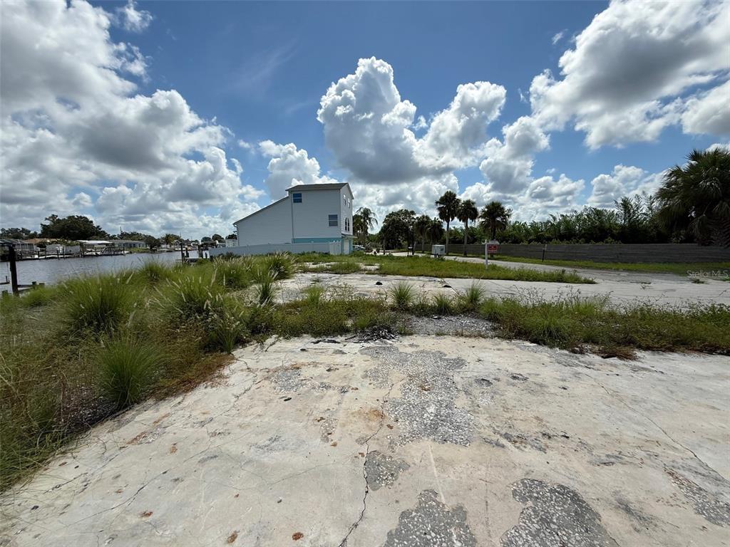 5251 Boardwalk Street Holiday, FL 34690 - Photo 5 of 11