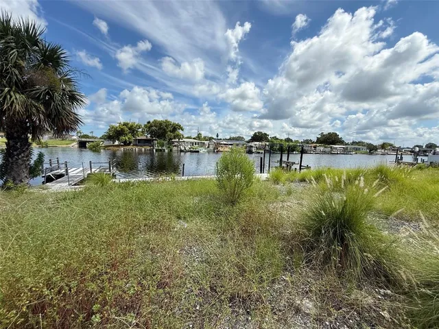 $129,900 | 5251 Boardwalk Street, Holiday, FL 34690