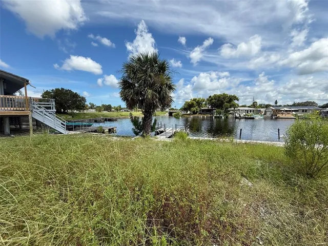 $129,900 | 5251 Boardwalk Street, Holiday, FL 34690