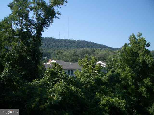 1954 Deer Path Road Harrisburg, PA 17110 - Photo 2 of 8 Gallery Image 2