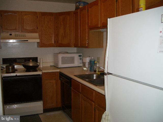 1954 Deer Path Road Harrisburg, PA 17110 - Photo 8 of 8 Gallery Image 8