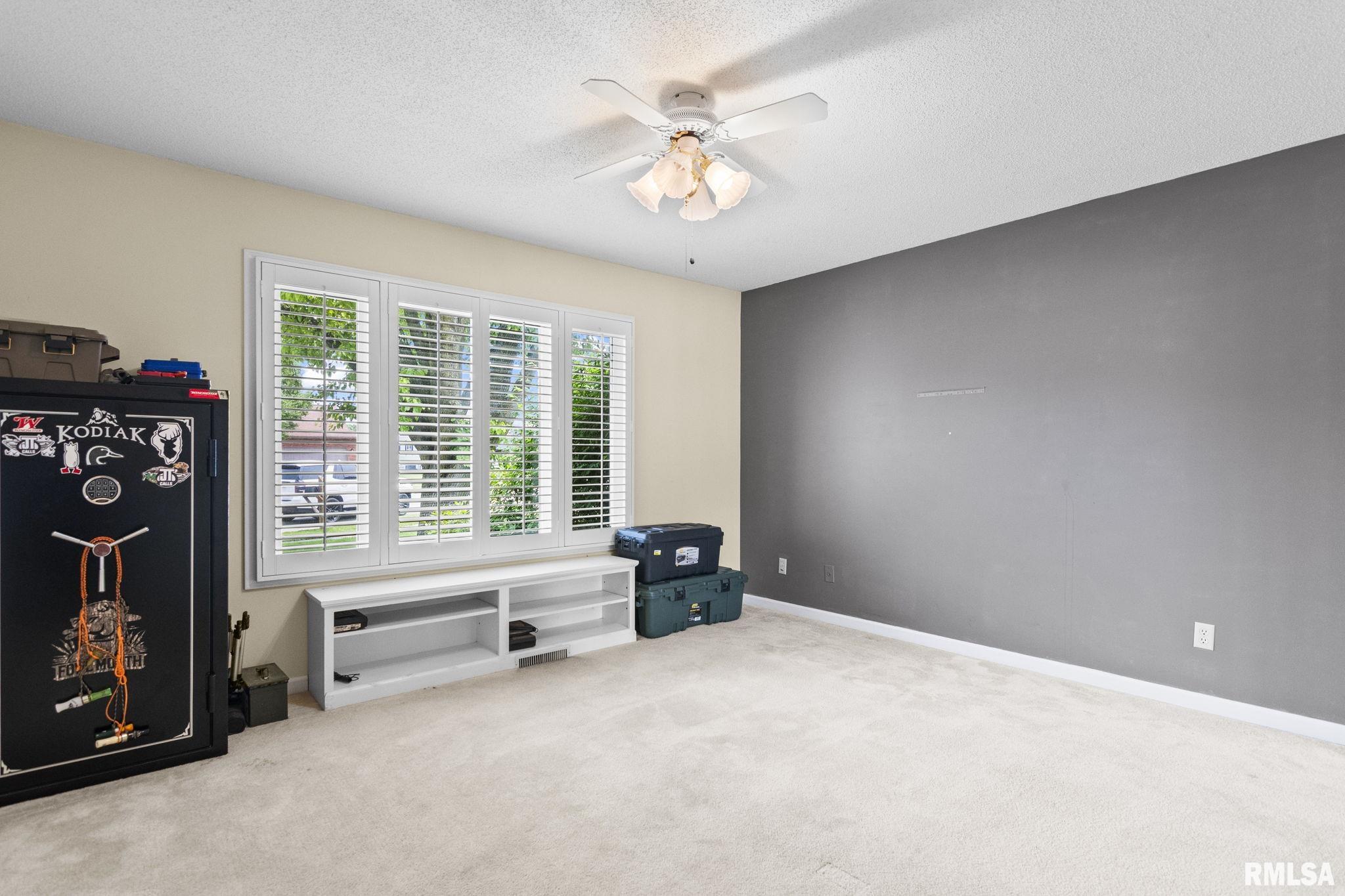 2205 Pond Mill Court Springfield, IL 62704 - Photo 22 of 30 Gallery Image 22