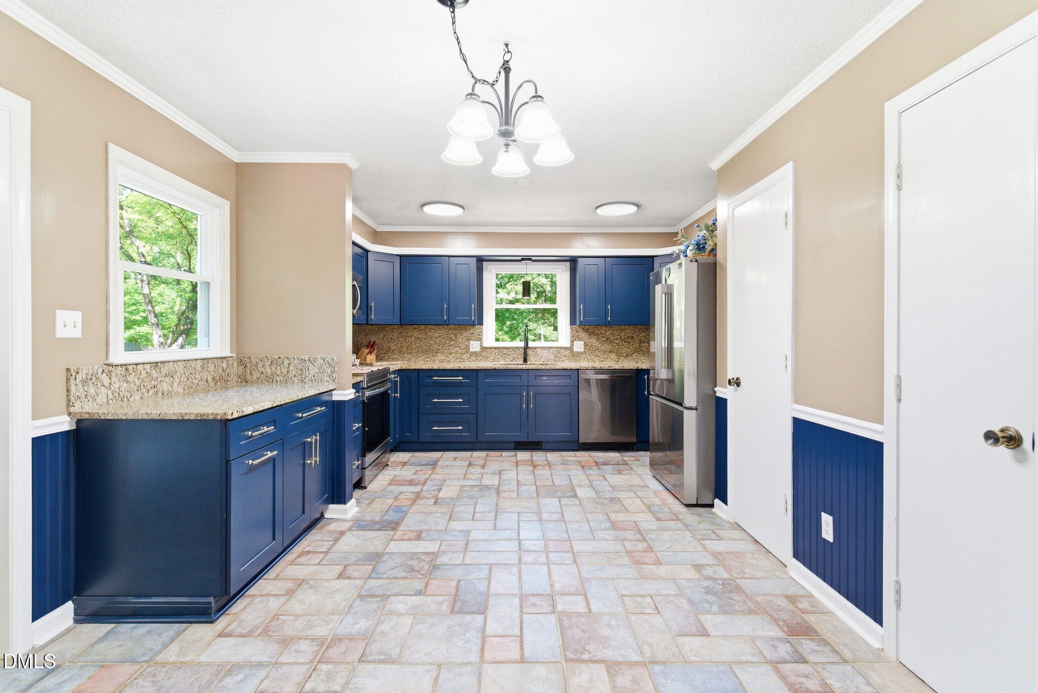 3962 Kimesville Road Burlington, NC 27215 - Photo 14 of 30
