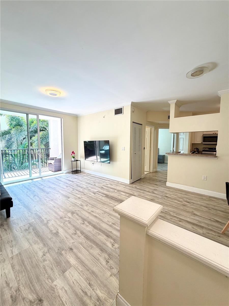 17150 North Bay Road, Unit 2419 Sunny Isles Beach, FL 33160 - Photo 2 of 27 a view of a living room