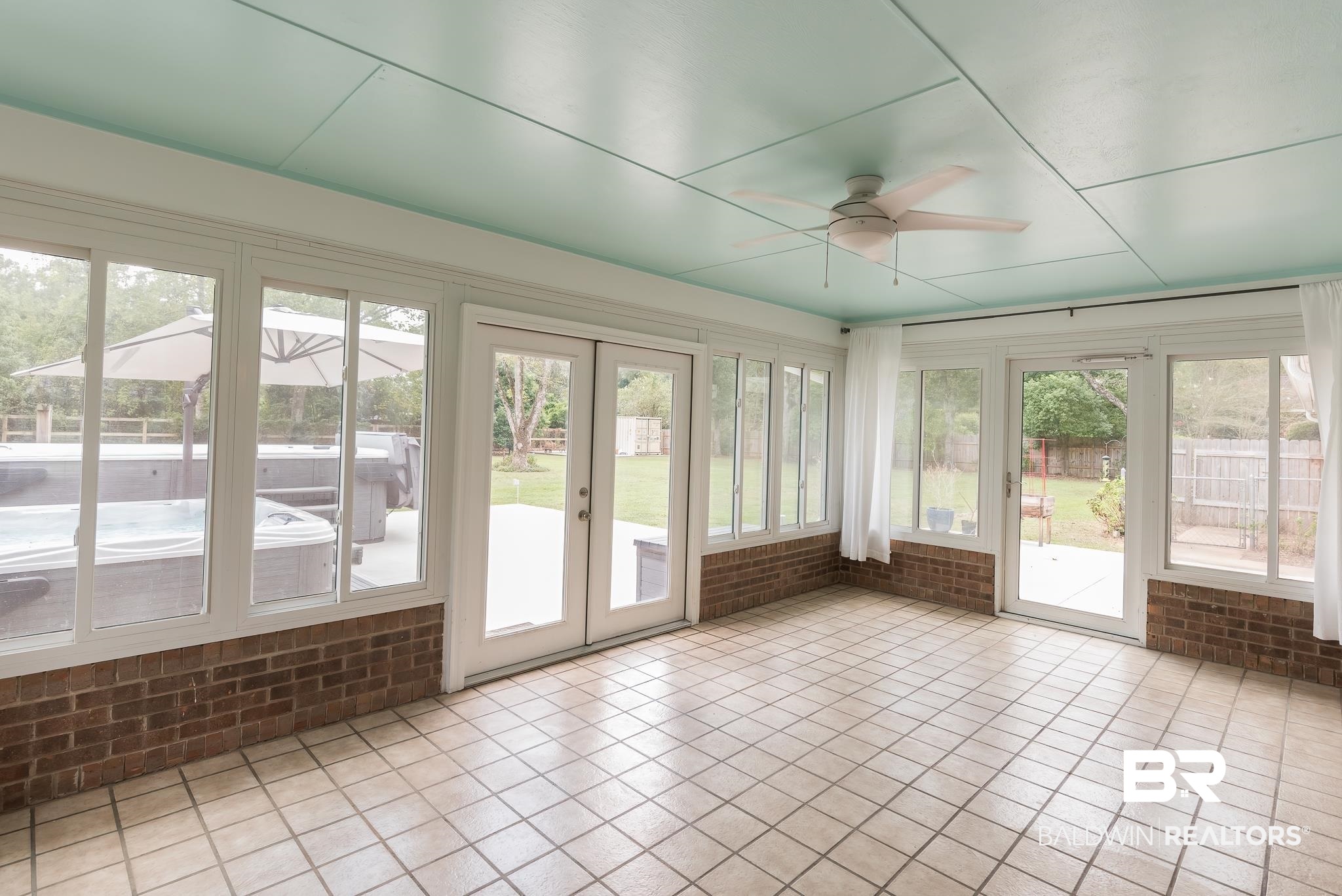 405 West Fern Avenue Foley, AL 36535 - Photo 25 of 42 Florida Room