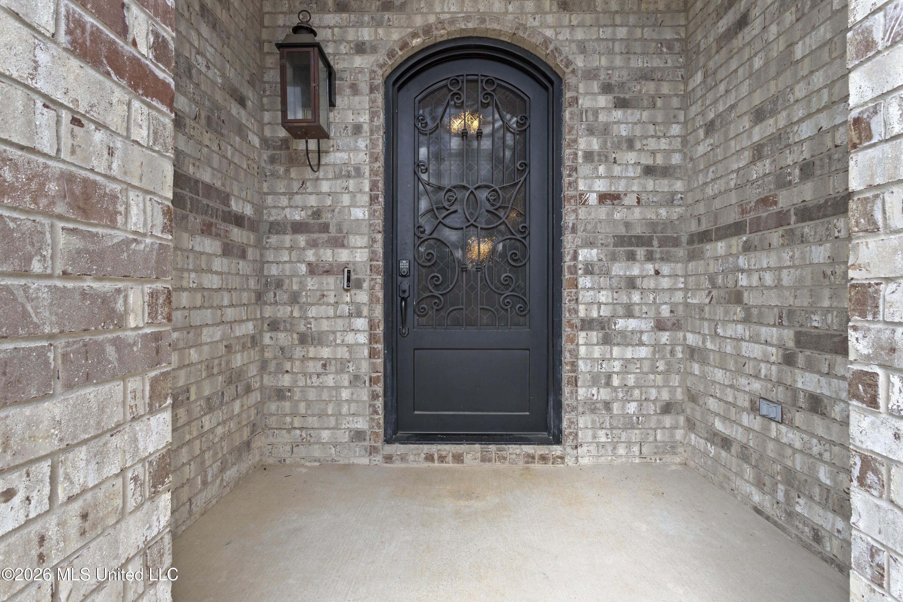 12569 Alphabet Road Gulfport, MS 39503 - Photo 3 of 42 Entryway