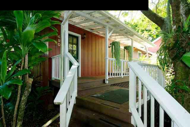 490 Kaupakalua Road Haiku, HI 96708 - Photo 27 of 30 a house view with a garden space
