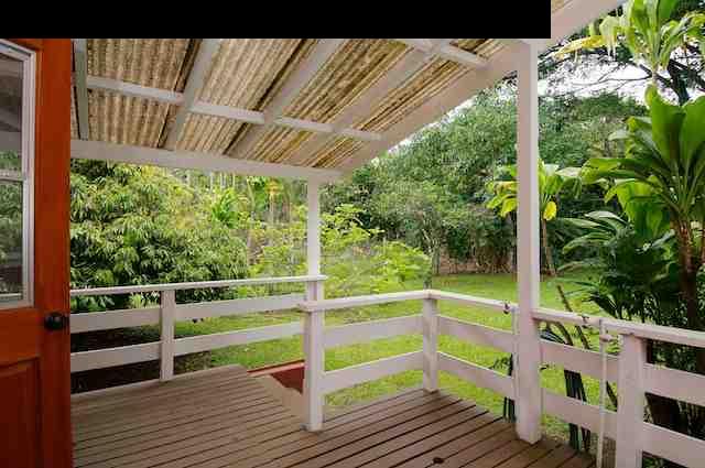 490 Kaupakalua Road Haiku, HI 96708 - Photo 29 of 30 a view of outdoor space with balcony