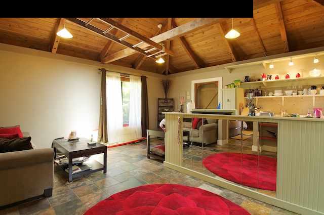 490 Kaupakalua Road Haiku, HI 96708 - Photo 3 of 30 a living room with furniture