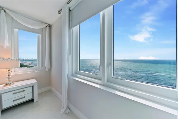 $13,000 | 2301 Collins Avenue, Unit 1210, Miami Beach, FL 33139