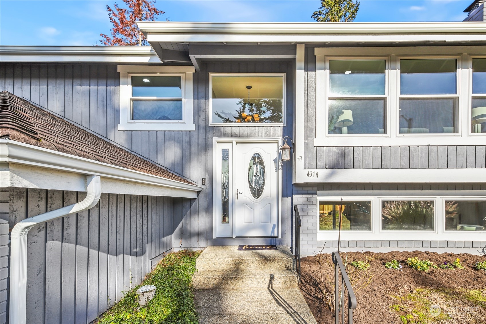 4314 Southeast 2nd Place Renton, WA 98059 - Photo 6 of 36