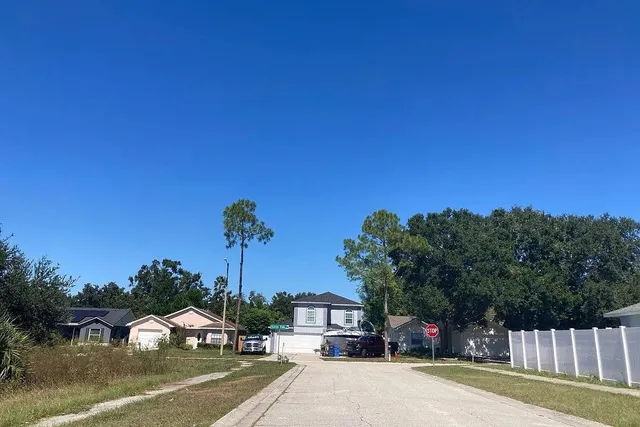 $5,000 | 2115 Intervista Lane, Valrico, FL 33594