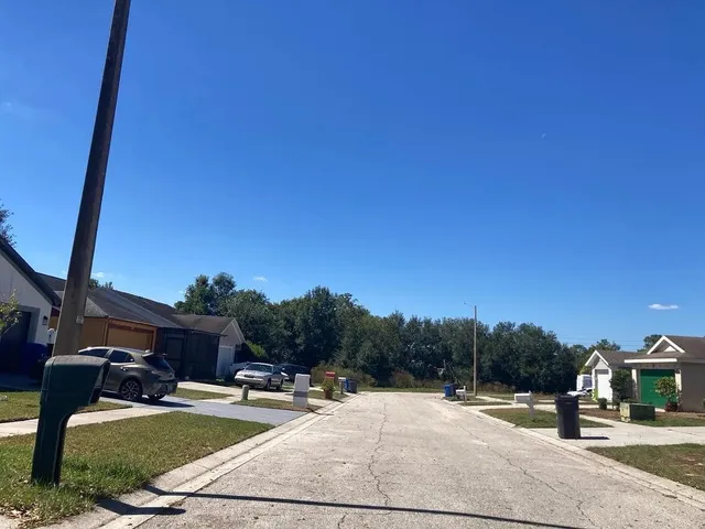 $5,000 | 2115 Intervista Lane, Valrico, FL 33594