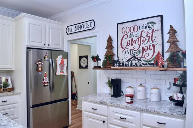 $380,500 | 507 Sophie Lane, Dry Prong, LA 71423