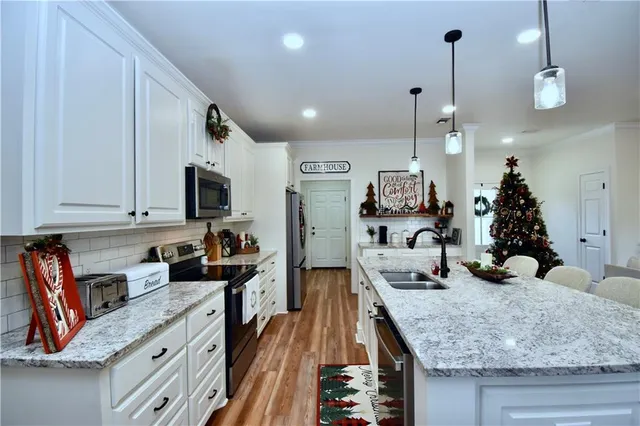 $380,500 | 507 Sophie Lane, Dry Prong, LA 71423