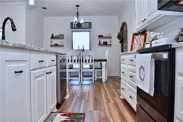 $380,500 | 507 Sophie Lane, Dry Prong, LA 71423