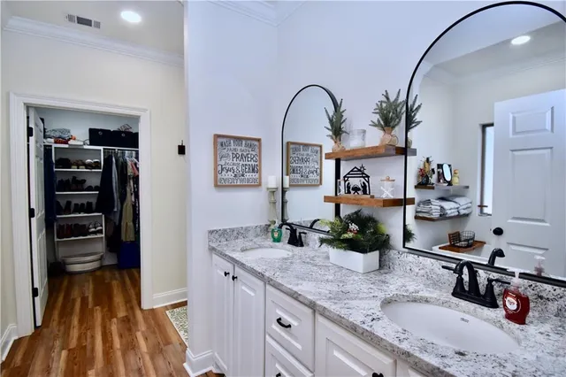 $380,500 | 507 Sophie Lane, Dry Prong, LA 71423