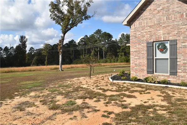 $380,500 | 507 Sophie Lane, Dry Prong, LA 71423