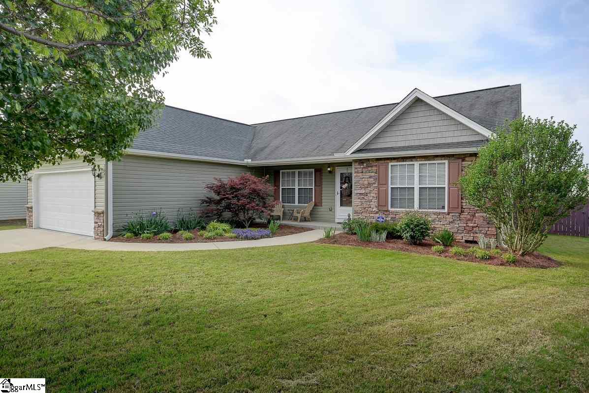 264 Sleepy River Road Simpsonville, SC 29681 - Photo 1 of 33 Gallery Image 1