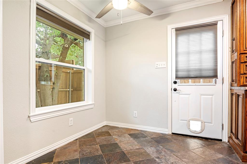 13571 Waterfall Way Dallas, TX 75240 - Photo 13 of 30