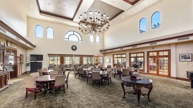 $325,000 | 102 Camino Real, Unit 102, Howey-in-the-Hills, FL 34737