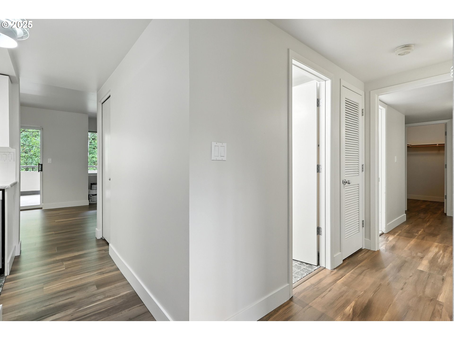 6605 West Burnside Road, Unit 129 Portland, OR 97225 - Photo 15 of 36 Gallery Image 15