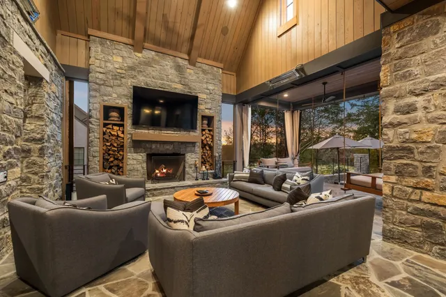 $10,995,000 | 7573 Whiskey Road, College Grove, TN 37046